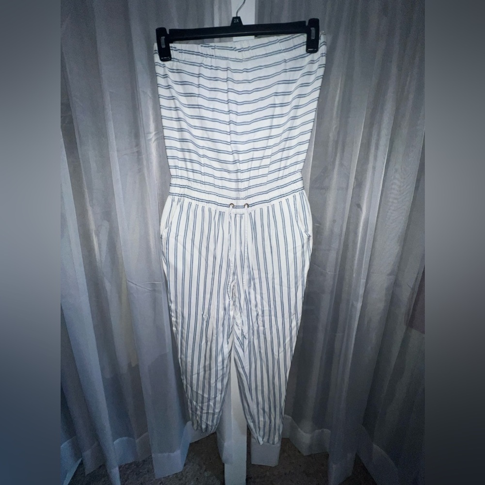 Stripped, strapless romper.